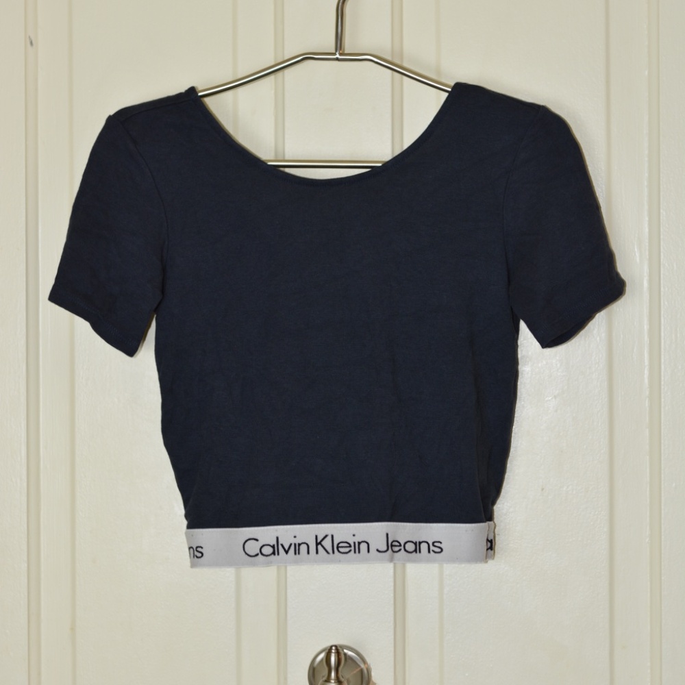 Calvin Klien Crop Top